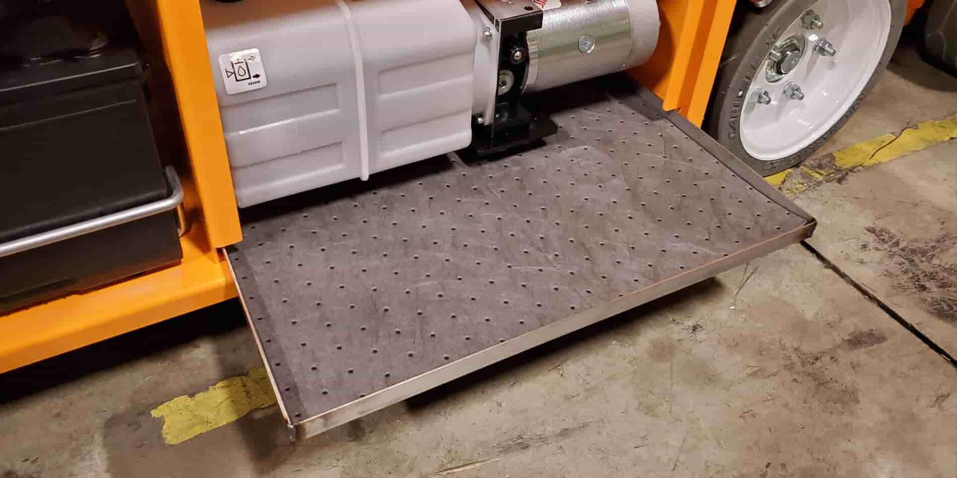 Hy-Brid Lifts LeakGuard Tray